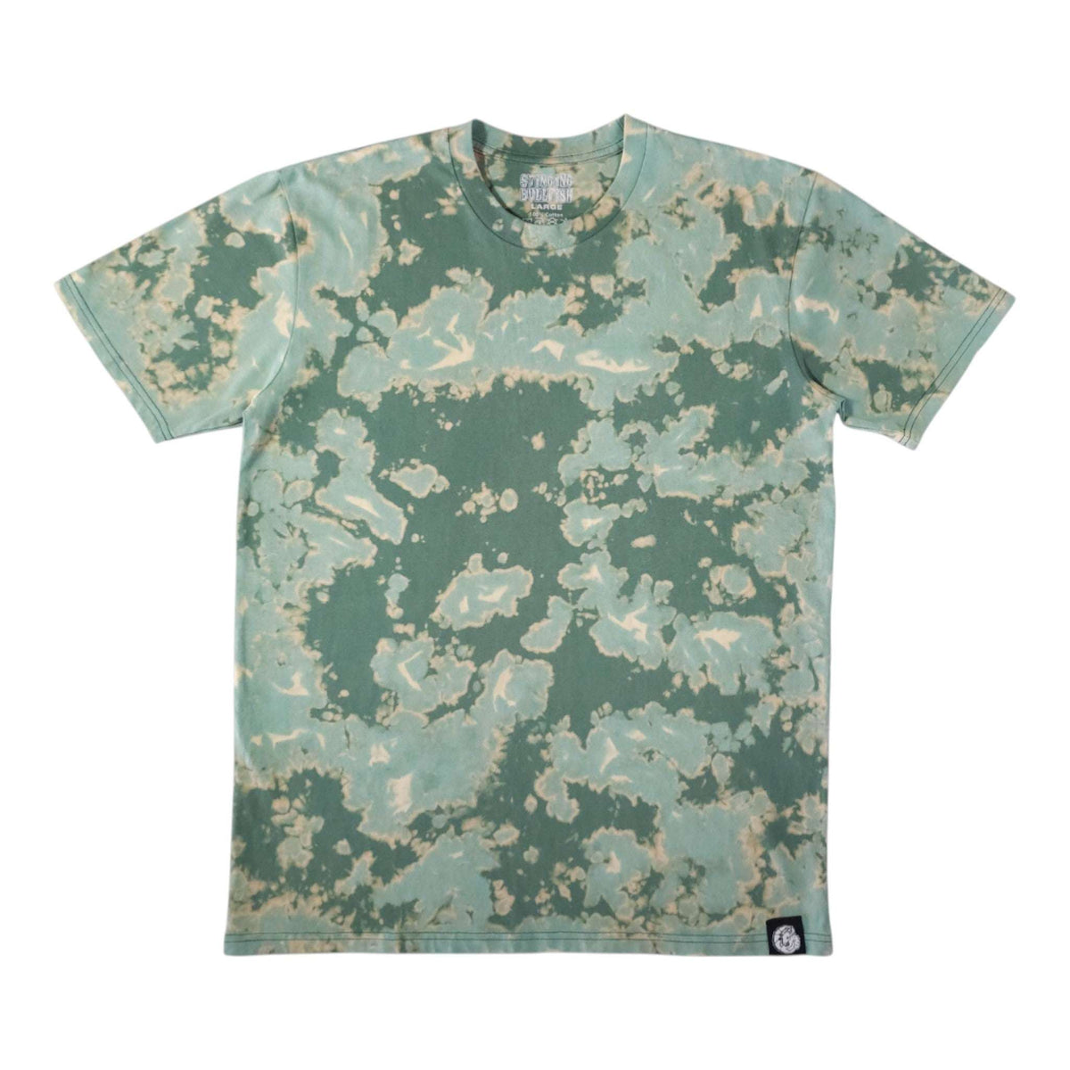 Green bleach-dye camo T-shirt with short sleeves and crew neck