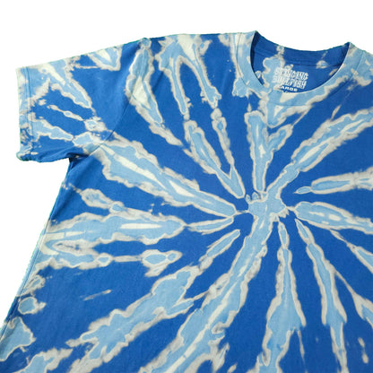 Blue and light-blue spiral bleach-dye T-shirt with crew neck and short sleeves