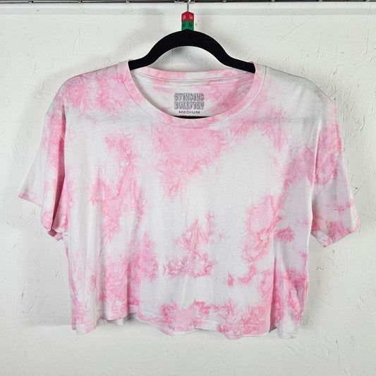 Pastel pink tie-dye crop top with crew neck and short sleeves