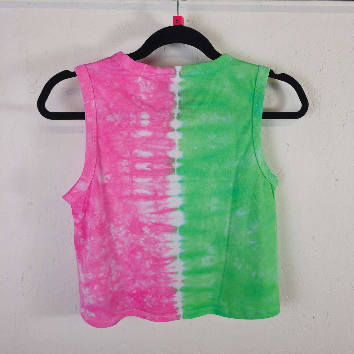 Sleeveless tie-dye crop vest, pink left and green right vertical stripe