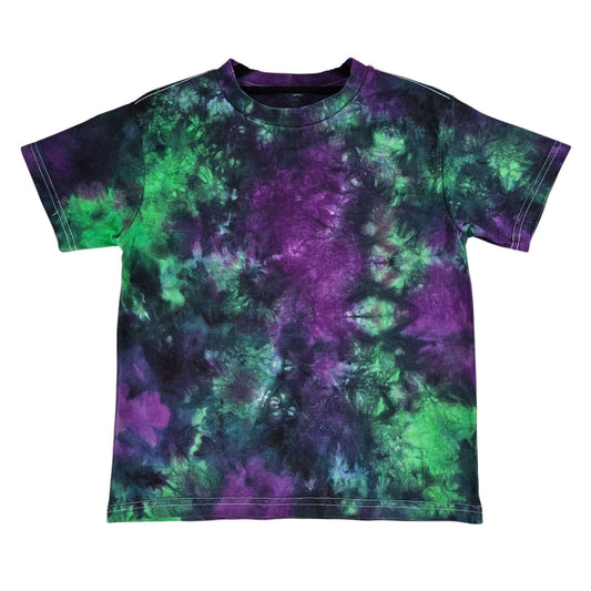 Kids tie-dye T-shirt with short sleeves and crew neck in purple, green, and dark blue