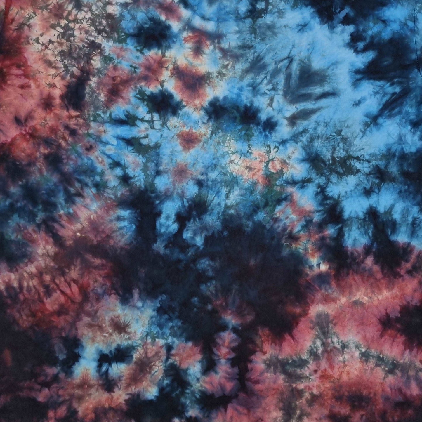 Red/Blue Camo Crunch Tie Dye T-Shirt